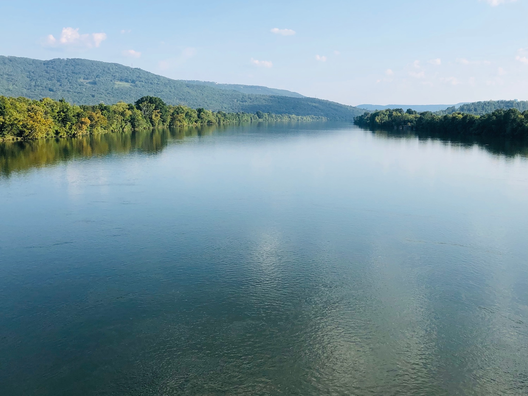 Tennessee river
